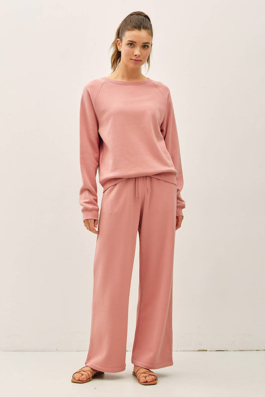 Raglan Sleeve Pullover Sweatshirt