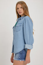 Load image into Gallery viewer, Shirring Sleeve Relaxed Denim Shirt