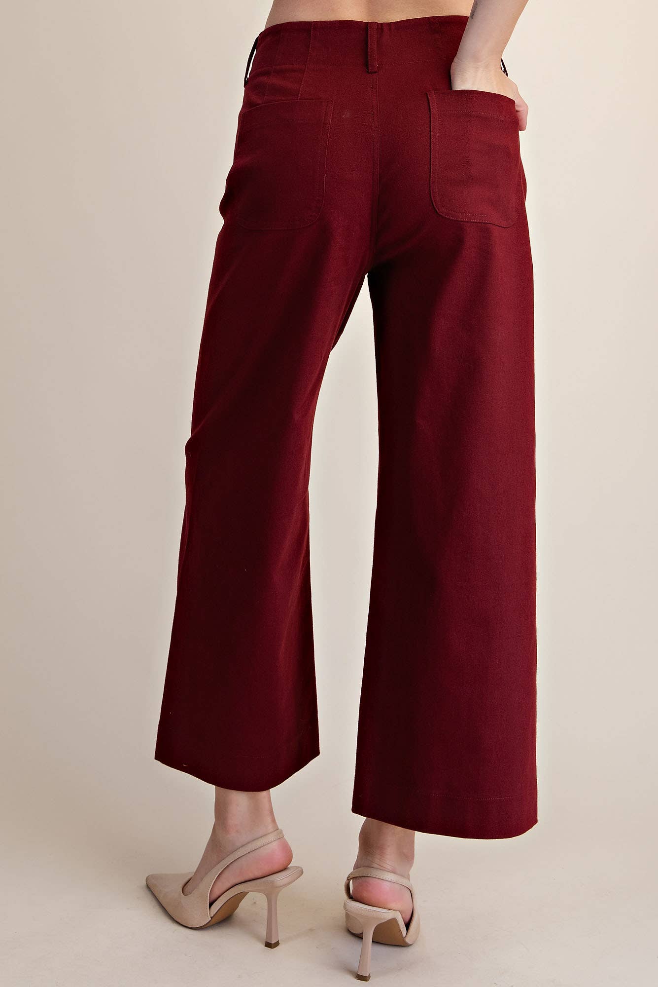 Cropped Wide-Leg Scallop Pocket Detail Pants