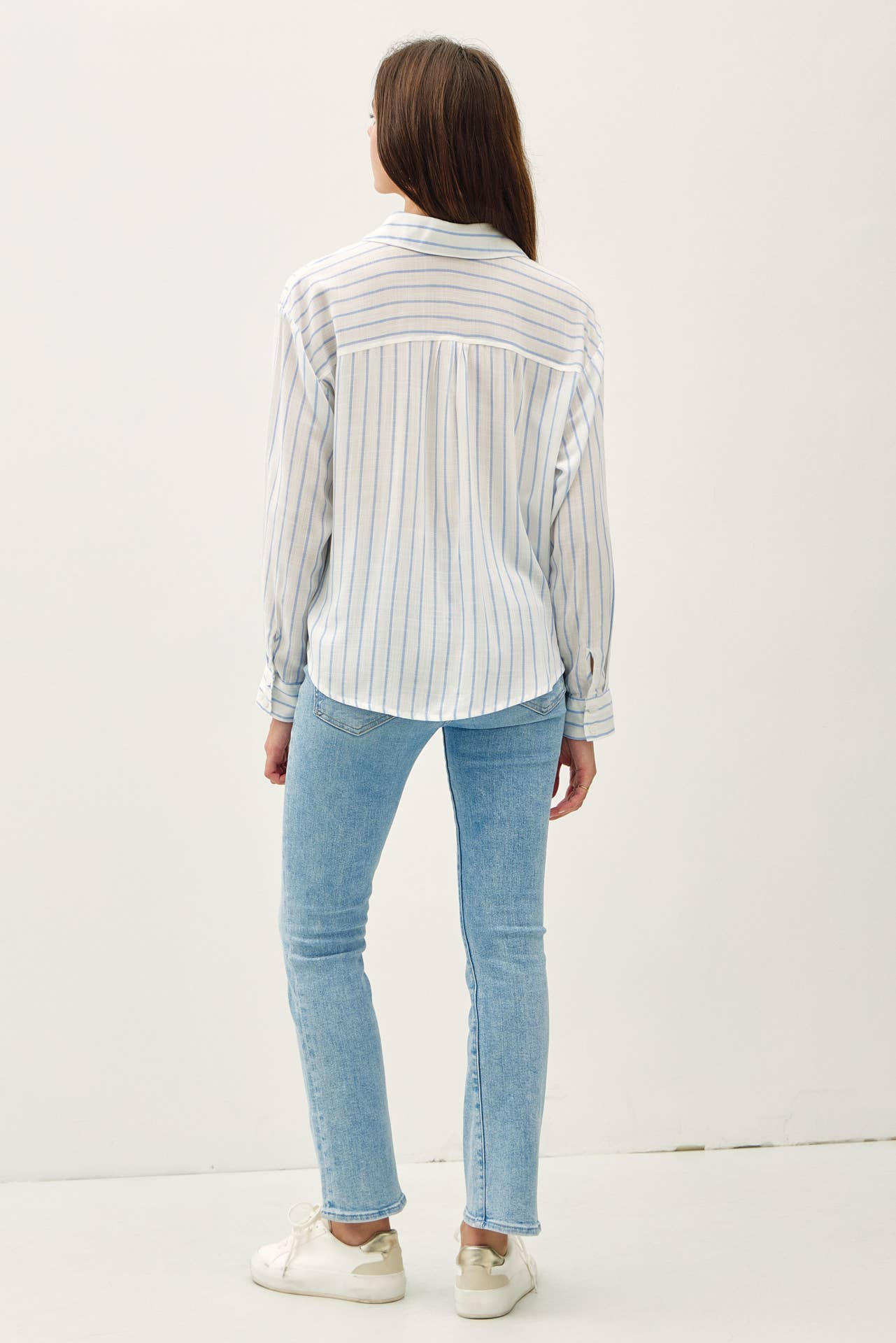 Long Sleeve Button Down Twist Bottom Shirt
