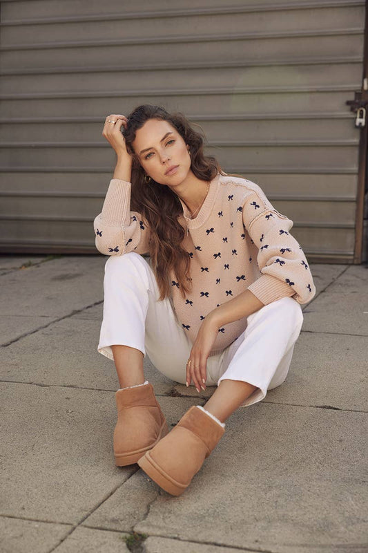 Bow Pattern Balloon Sleeve Sweater