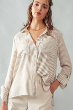Load image into Gallery viewer, Relaxed Fit Vertical Striped Button Down Shirt
