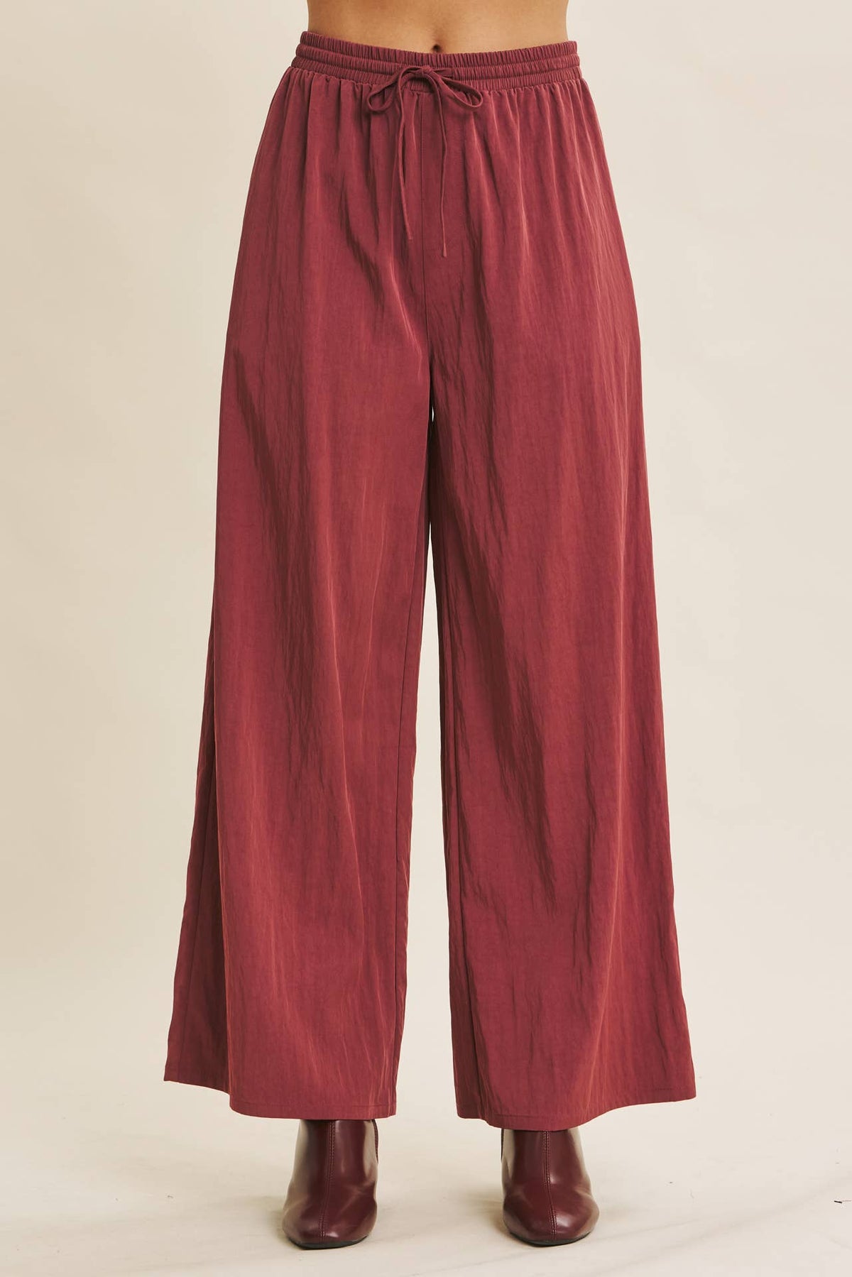 Relaxed Wide Leg Pants