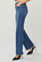 Load image into Gallery viewer, High Rise Straight Jeans
