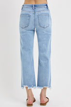 Load image into Gallery viewer, Mid Rise Crop Straight Jeans
