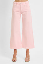 Load image into Gallery viewer, Mid Rise TC Crop Wide Leg Jeans
