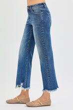 Load image into Gallery viewer, Mid Rise Crop Straight Jeans
