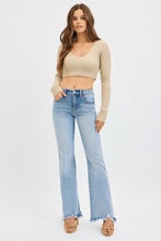 Load image into Gallery viewer, TC Mid Rise Frayed Hem Flare Jeans
