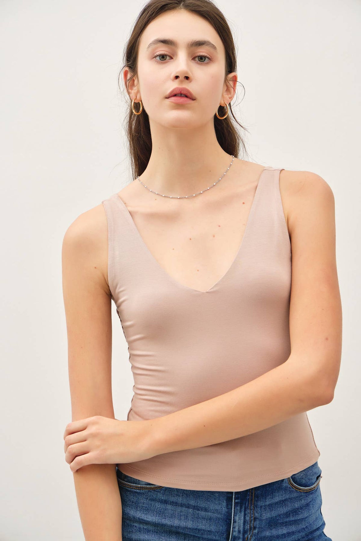 Basic Front & Back V-Neck Tank