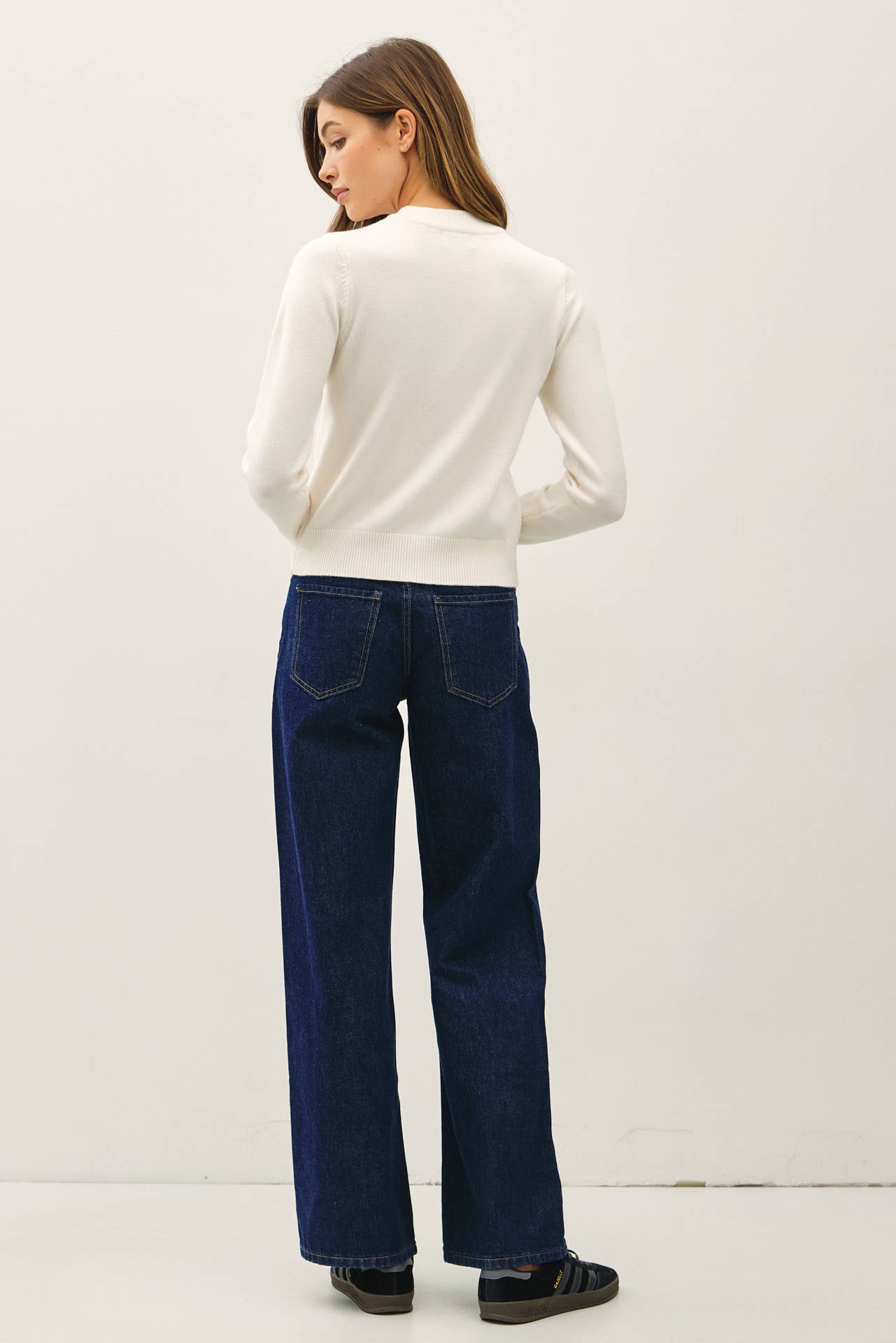 Ribbed Neck Cropped Length Sweater