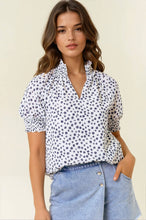 Load image into Gallery viewer, Jacquard Dot Print Short Sleeve Top
