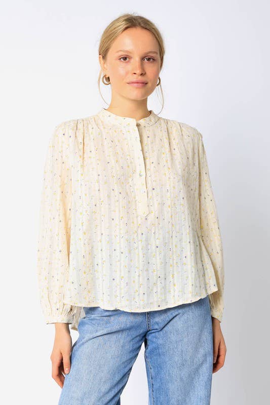 Textured Floral Flat Collar Top