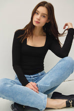 Load image into Gallery viewer, Fitted Basic Square Neck Long Sleeve Top
