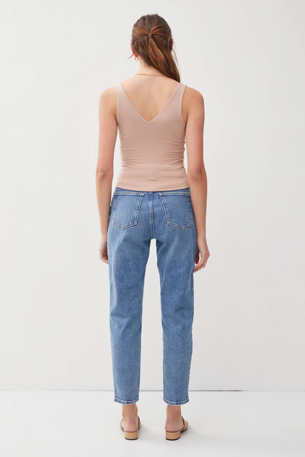 Basic Front & Back V-Neck Tank
