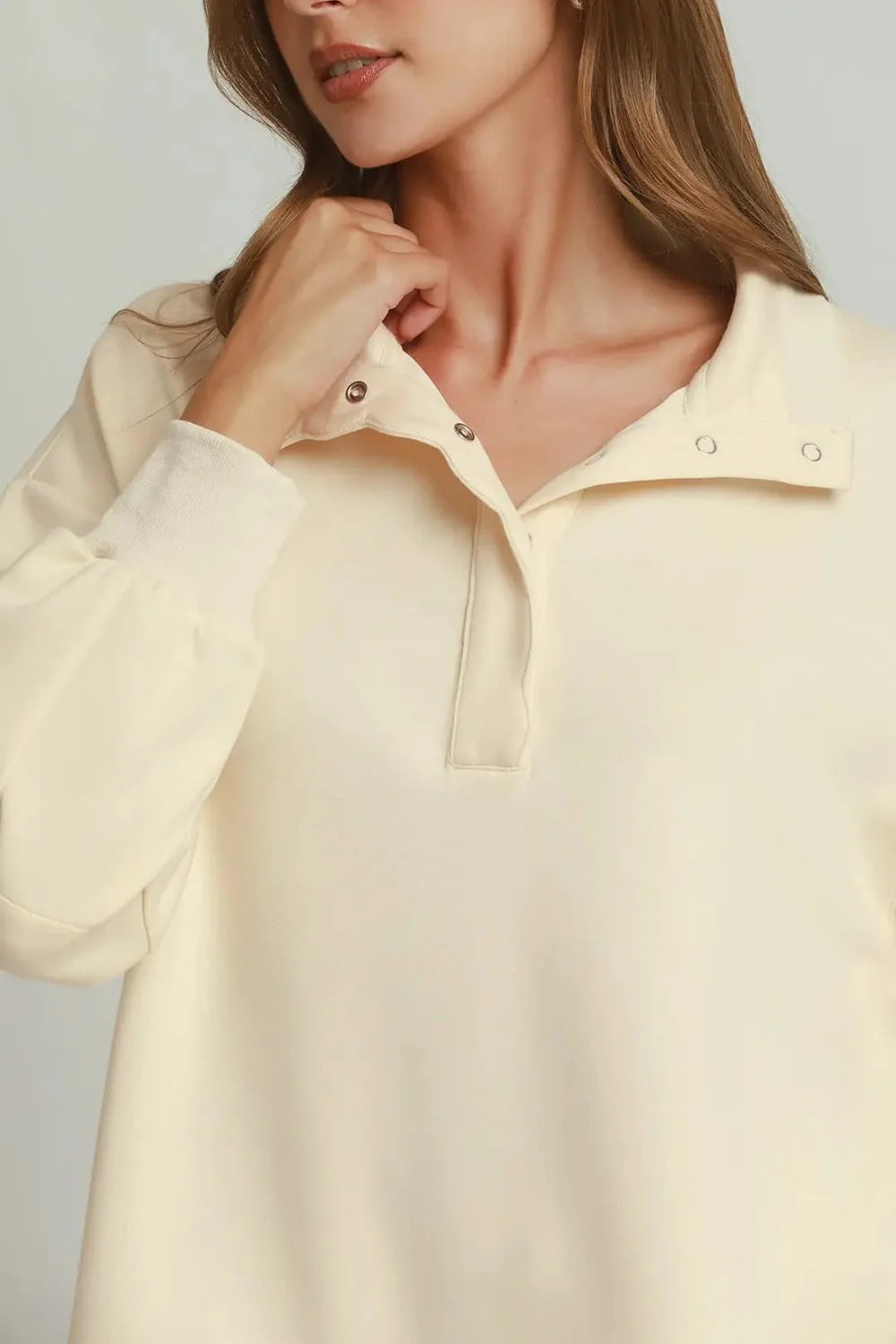 Scalloped Snap Front Pullover Sweatshirt