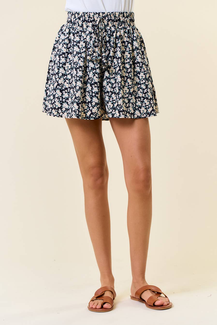 Floral Drawstring Wide Leg Shorts