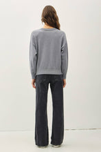 Load image into Gallery viewer, Relaxed Fit Basic Round Neck Sweater
