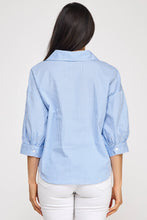 Load image into Gallery viewer, Crop Fit Collar Button Down Shirt
