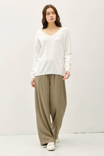 Load image into Gallery viewer, V-Neck Cotton Slub Sweater
