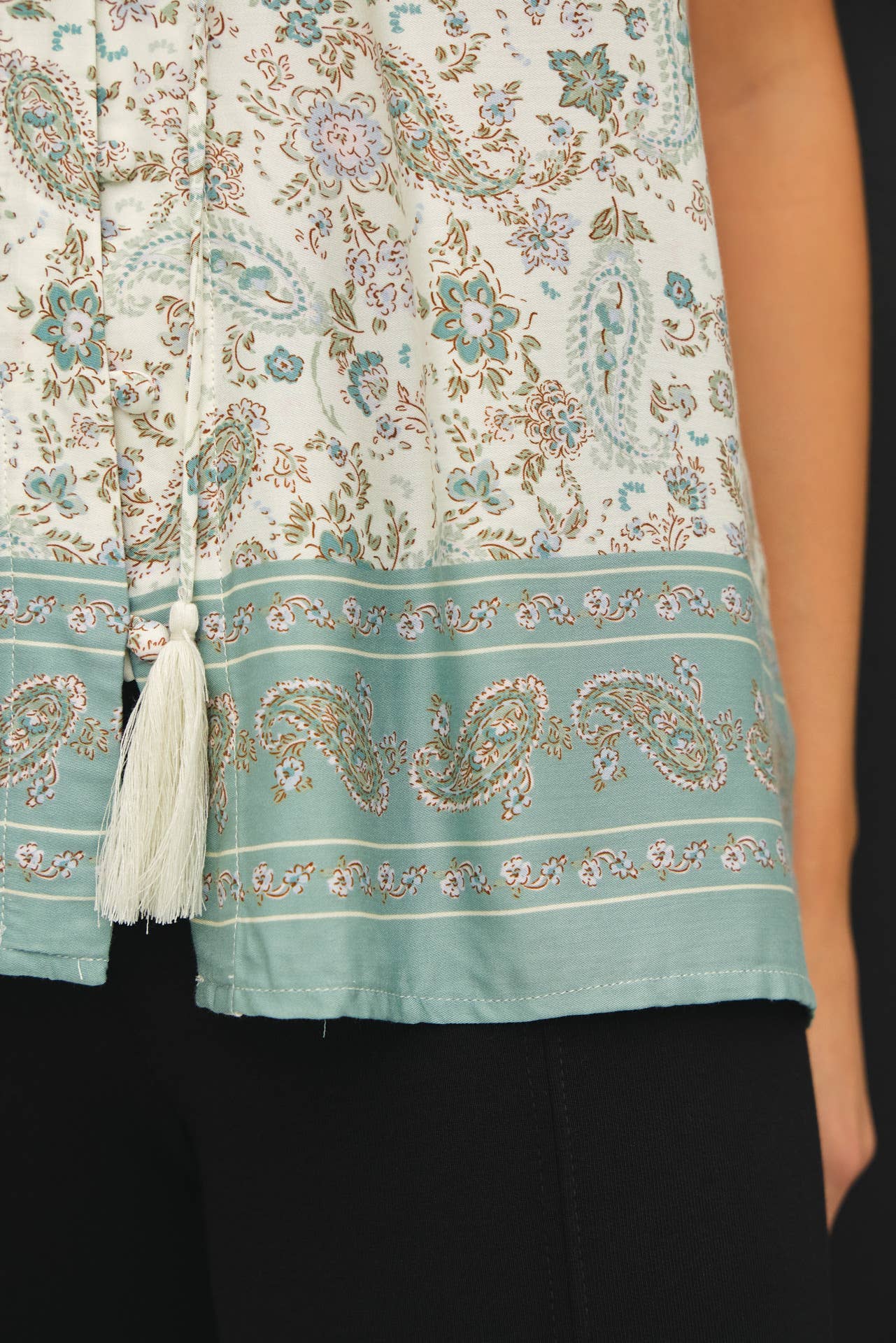 Paisley V-Neck Button Up Tank Top