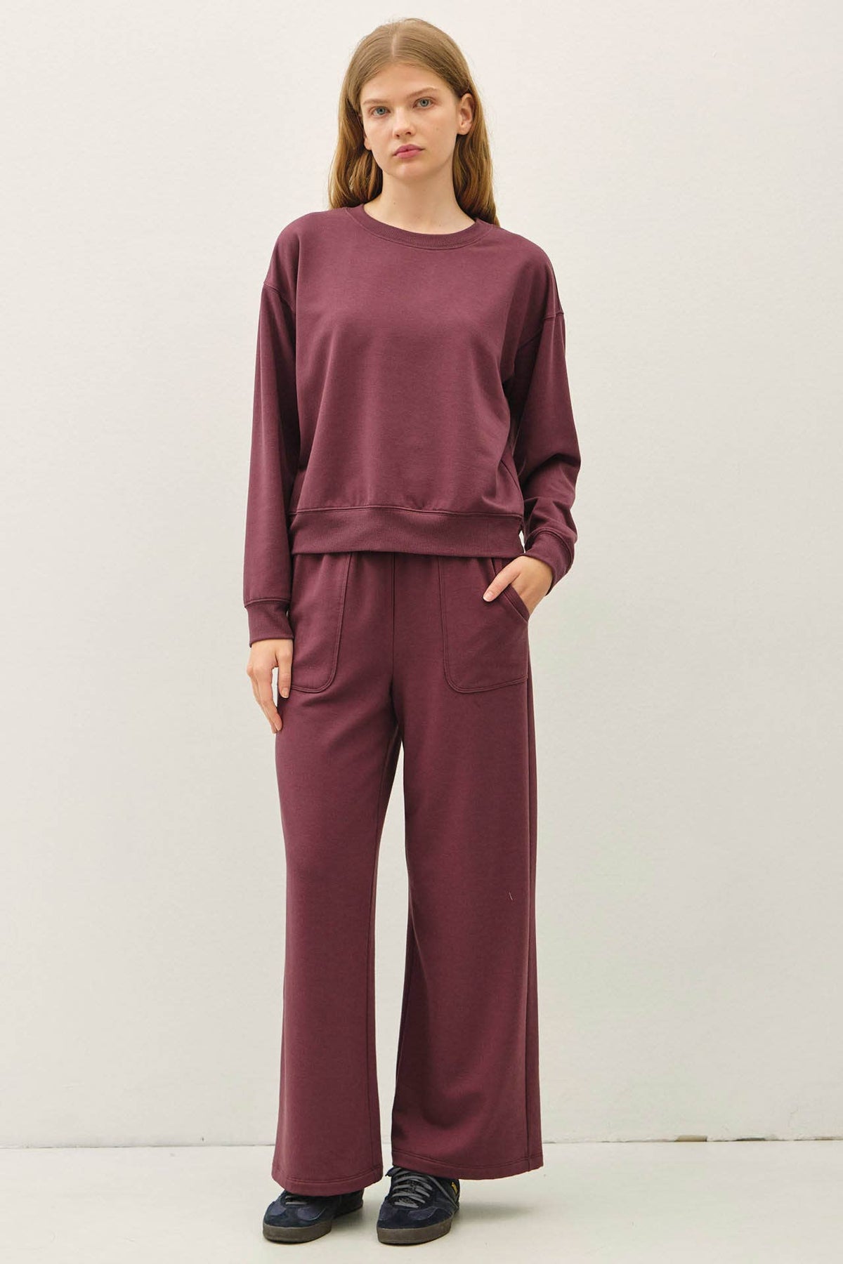 Cropped Cloud Fleece Sweatshirt