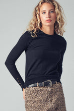 Load image into Gallery viewer, Polished Button Cuff Slim Knit Top
