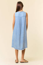 Load image into Gallery viewer, Sleeveless Denim Henley Midi Dress
