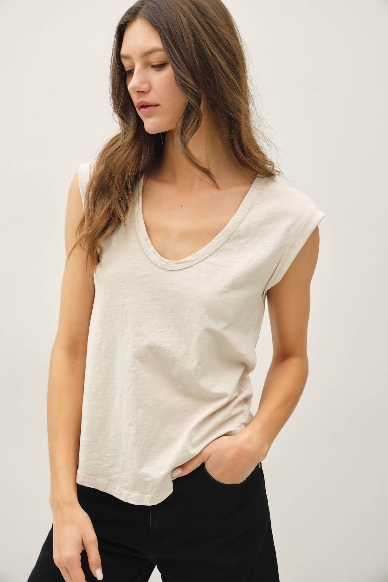 Scoop Neck Folded Sleeve Slub Knit Top
