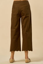 Load image into Gallery viewer, Scalloped Embroidered Denim Pants
