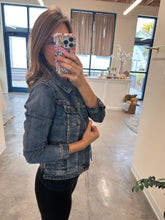 Load image into Gallery viewer, Fitted Denim Jacket
