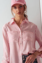Load image into Gallery viewer, Relaxed Fit Vertical Striped Button Down Shirt

