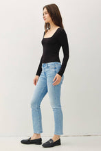 Load image into Gallery viewer, Fitted Basic Square Neck Long Sleeve Top
