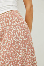 Load image into Gallery viewer, Floral Print Midi Skirt
