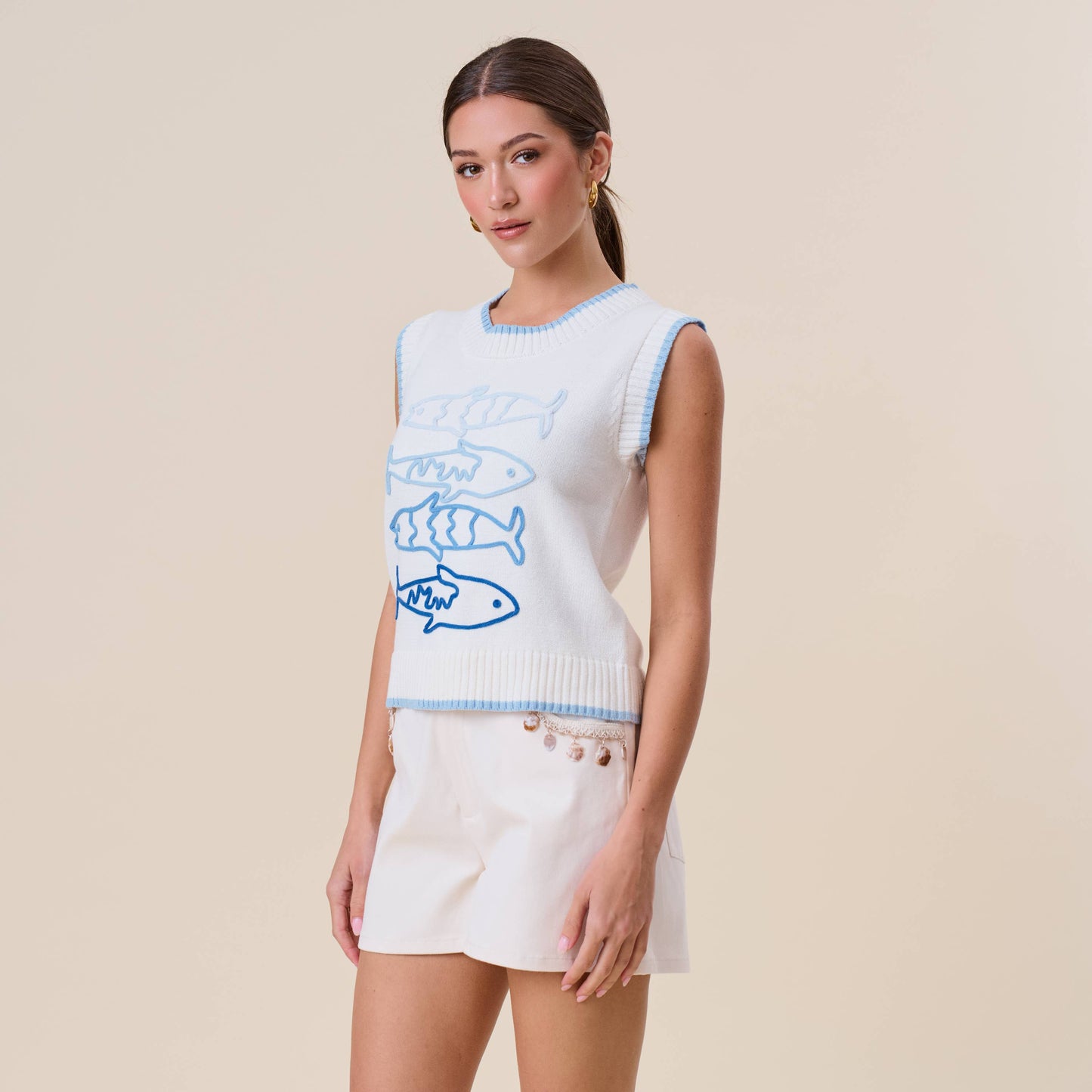 Sardine Embroidered Sleeveless Sweater