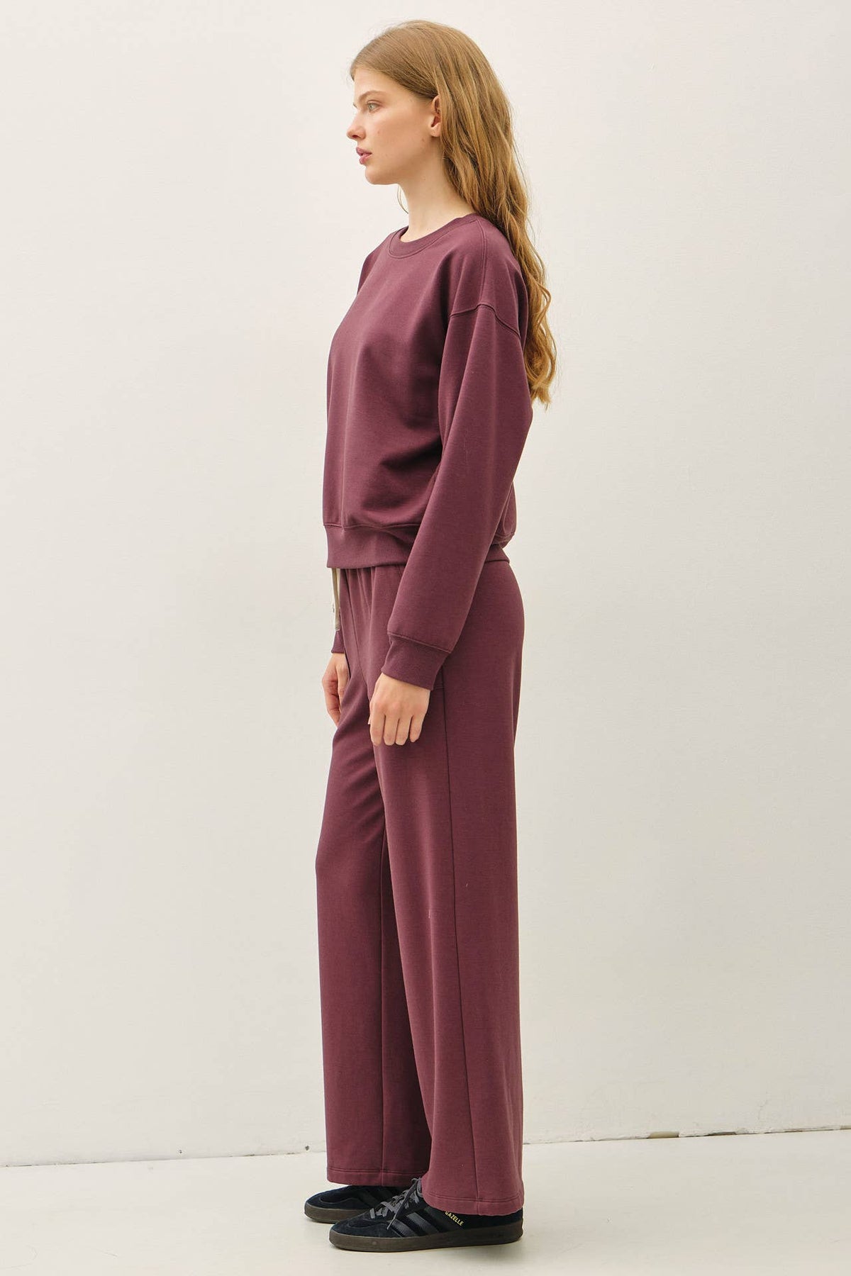 Cropped Cloud Fleece Sweatshirt