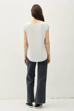 Load image into Gallery viewer, Bamboo Scoop Neck Cap Sleeve Top
