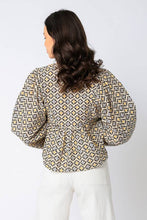 Load image into Gallery viewer, Double Tie Front Peasant Top
