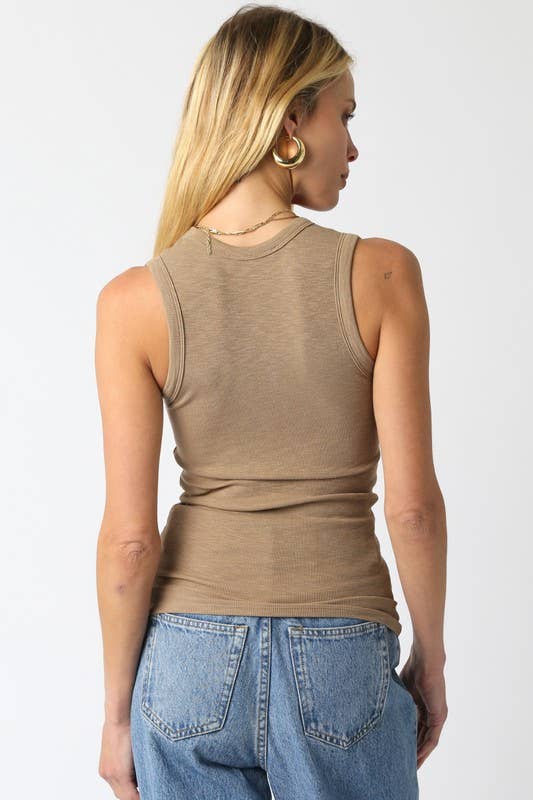 Ribbed U-Front Tank Top