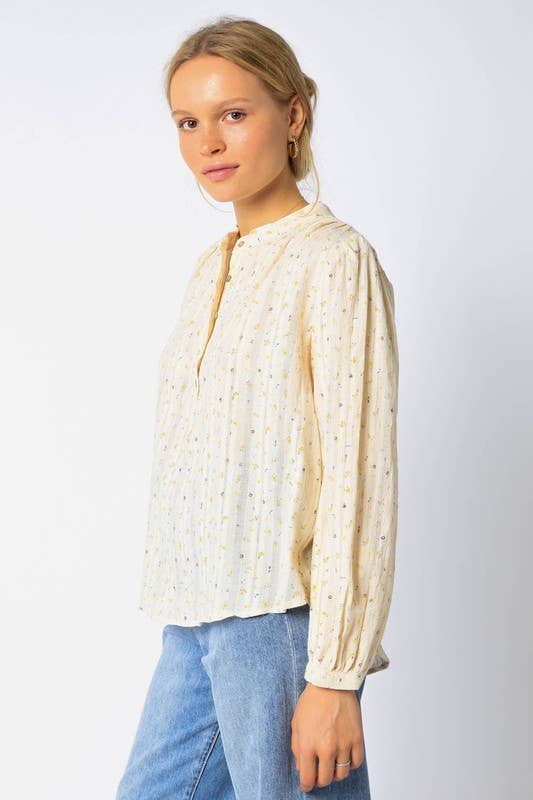 Textured Floral Flat Collar Top