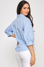 Load image into Gallery viewer, Crop Fit Collar Button Down Shirt
