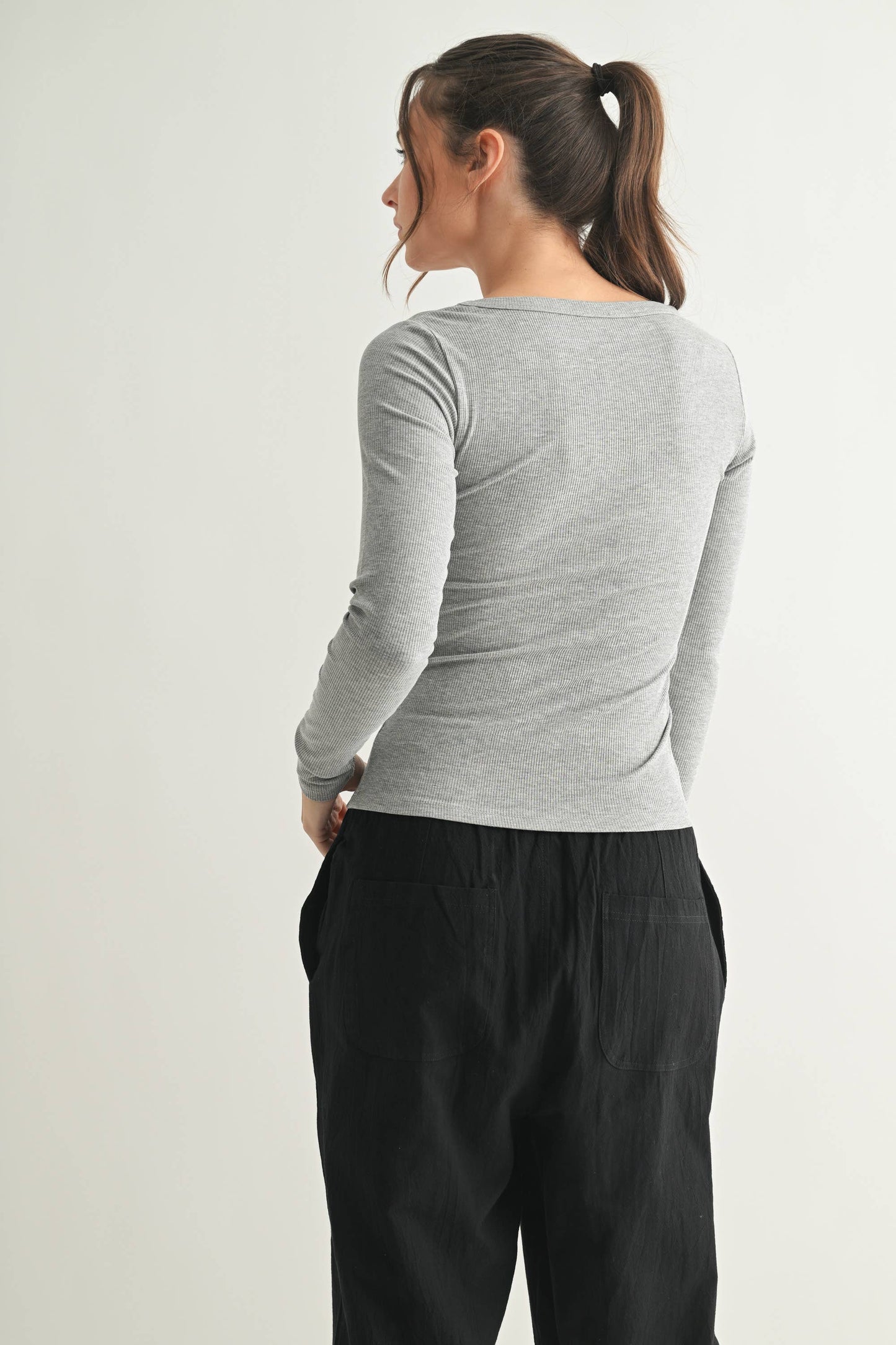 Long Sleeve Scoop Neck Micro Ribbed Top