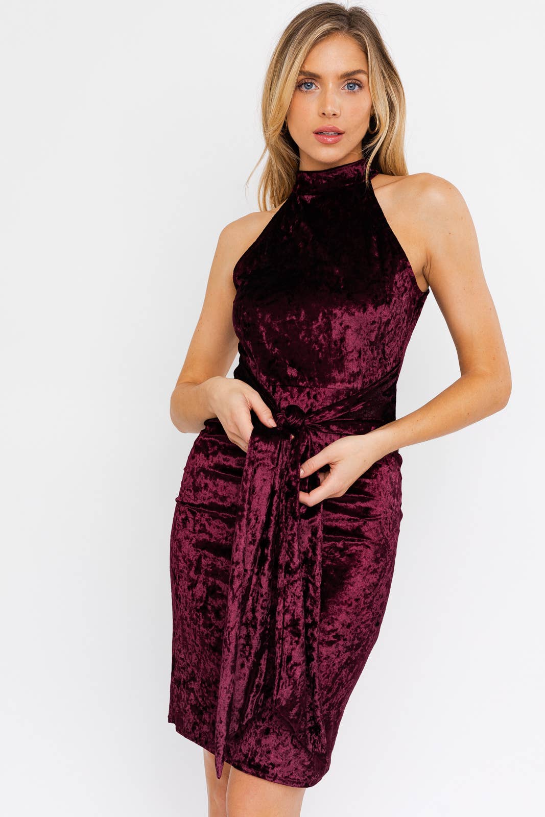 Sleeveless Halter Neck Waist Tie Velvet Dress