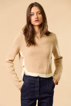 Load image into Gallery viewer, Contrast Trim Side Button Sweater

