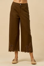 Load image into Gallery viewer, Scalloped Embroidered Denim Pants
