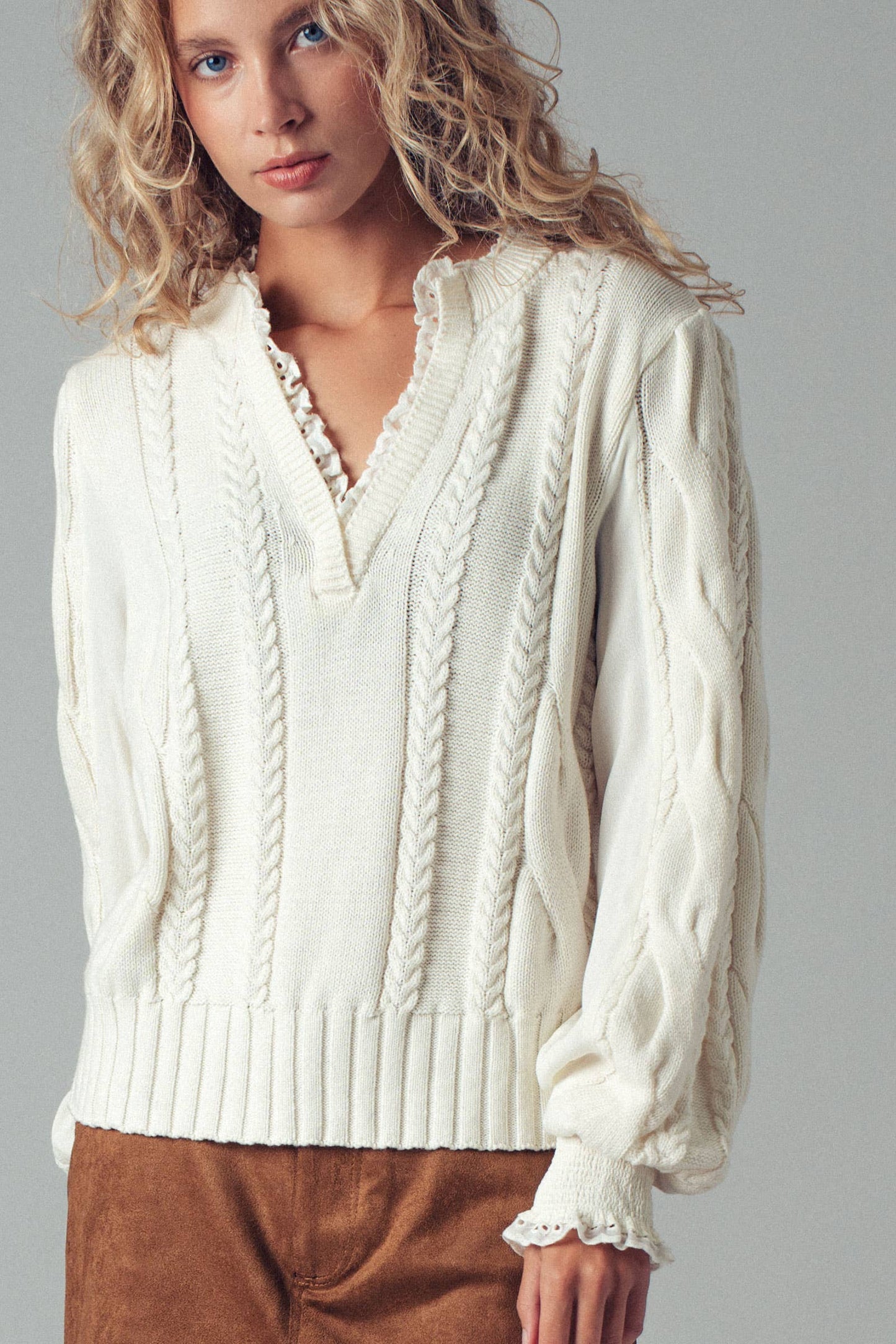 Lace Trim Cable Knit Pullover Sweater