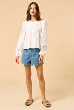 Load image into Gallery viewer, Puff Sleeve Pleated Long Sleeve Top
